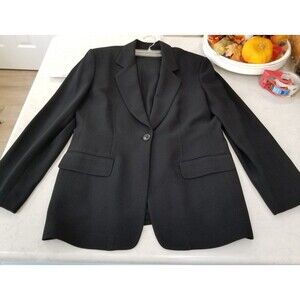Liz Claiborne Classics suit size 8